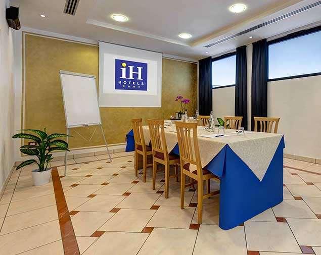 Ih Hotels Firenze Business Σκαντίτσι Ανέσεις φωτογραφία