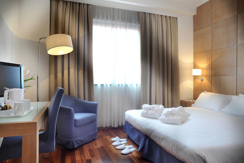 Ih Hotels Firenze Business Σκαντίτσι Εξωτερικό φωτογραφία